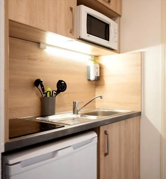 **  Sejours & Affaires Annecy Le Pont Neuf Aparthotel Cran-Gévrier França