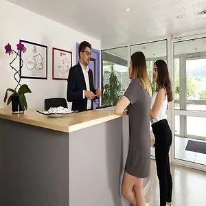 الشقق الفندقية كرون جوفرييهفي  Sejours & Affaires Annecy Le Pont Neuf 2*, كرون جوفرييه