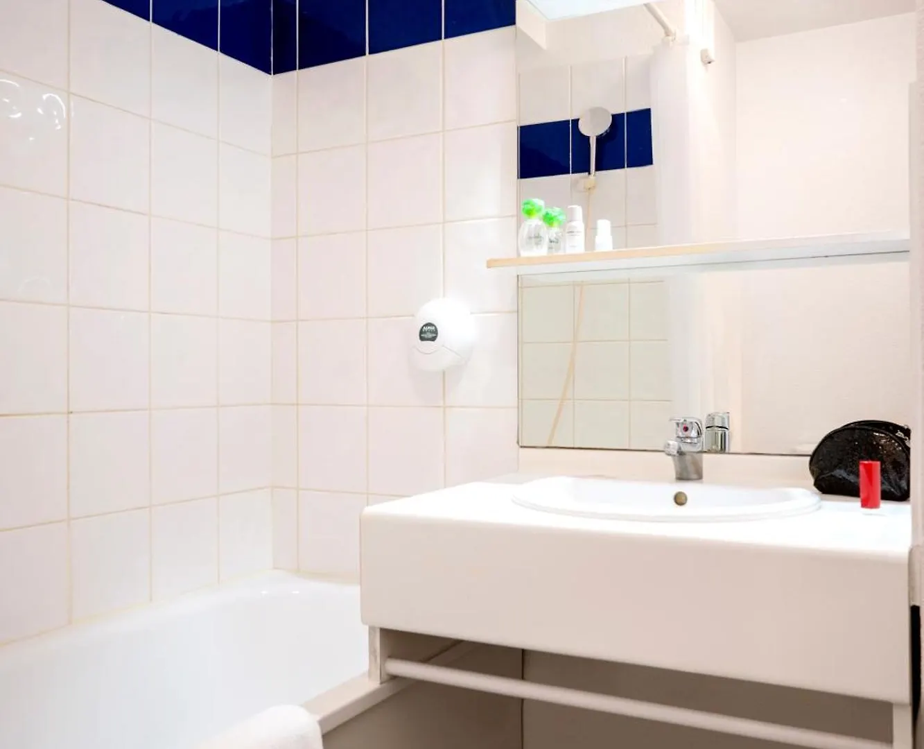 **  Sejours & Affaires Annecy Le Pont Neuf Aparthotel Cran-Gévrier França